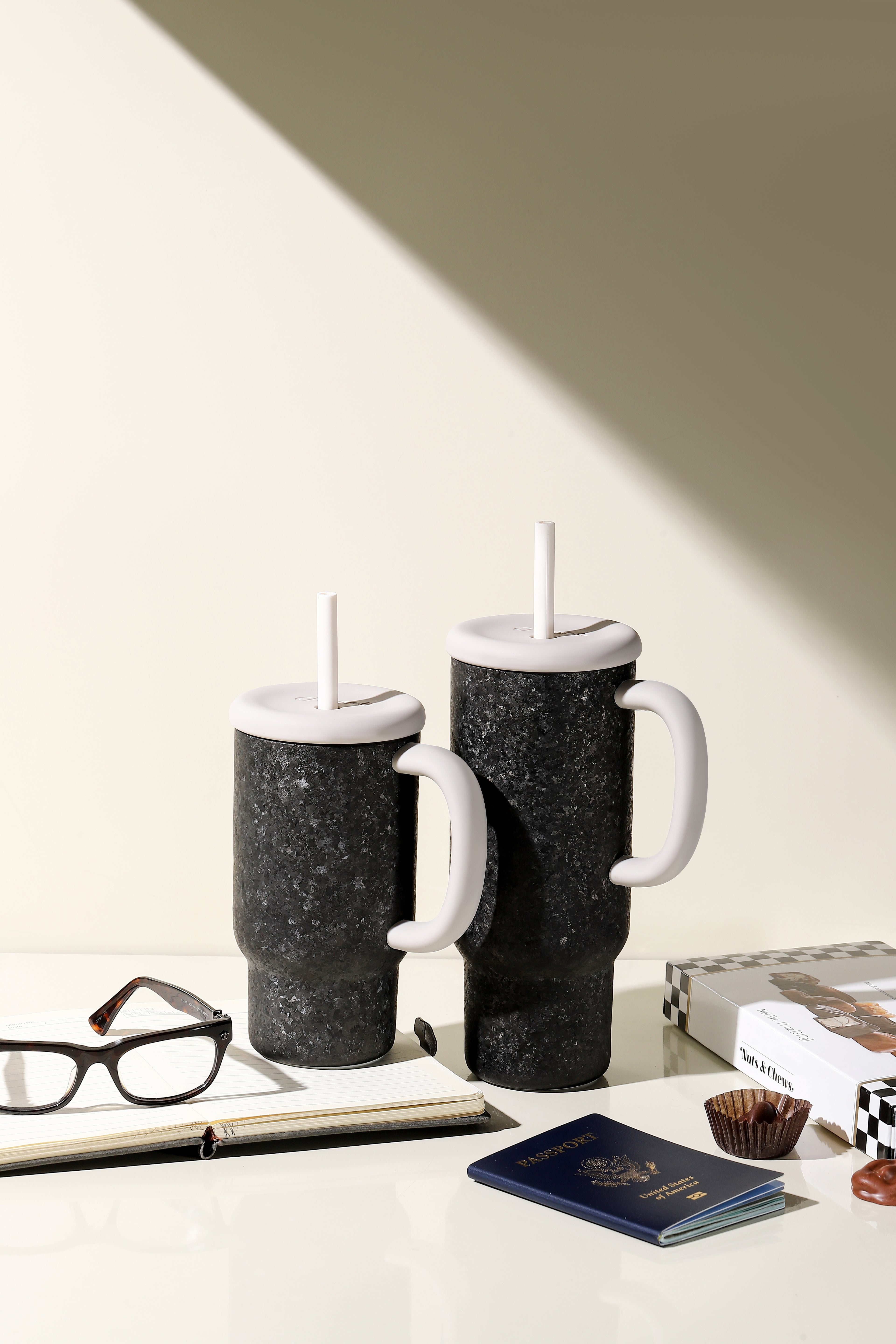 Mono-Ti  —  Titanium Pure Hydration Tumbler — Graphite Gray