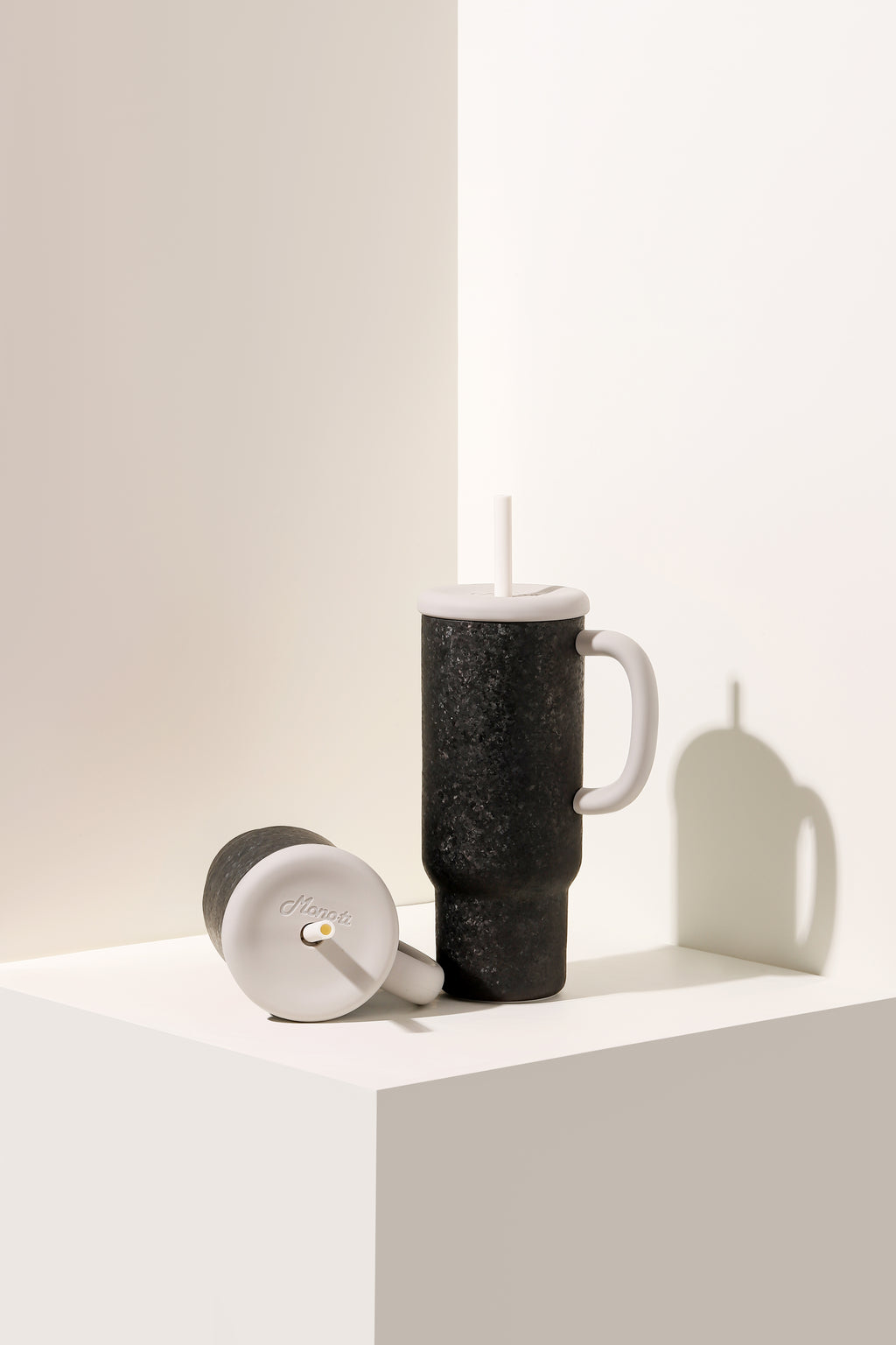 Mono-Ti  —  Titanium Pure Hydration Tumbler — Graphite Gray